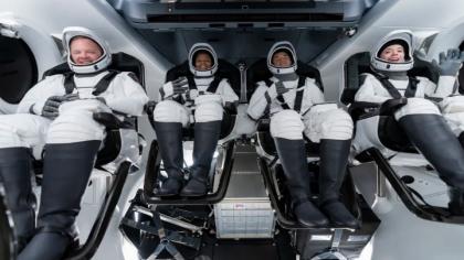 SpaceX  Inspiration4 ȶQɪšAФUHJys